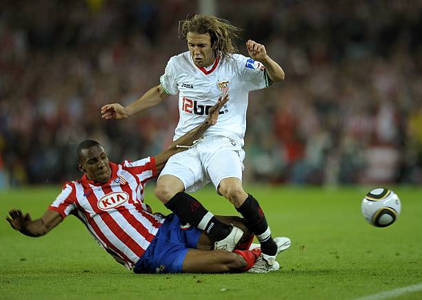 显示了他的 显示了他的