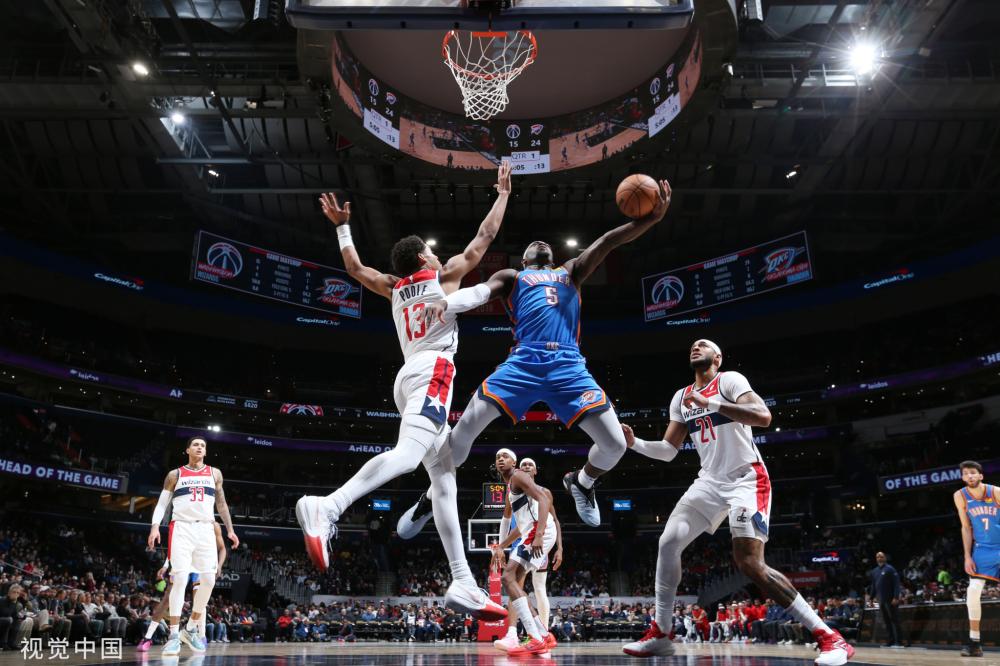 的比赛中展 的比赛中展