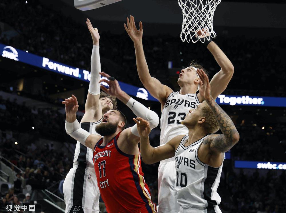 随着赛季的 随着赛季的